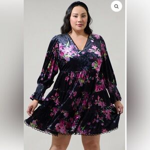 Sugarlips Tulda black floral long sleeve velvet dress 2x